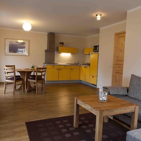 Haus Stoertebeker Appartements - Hotel Garni, Seebad Lubmin Bagian luar foto