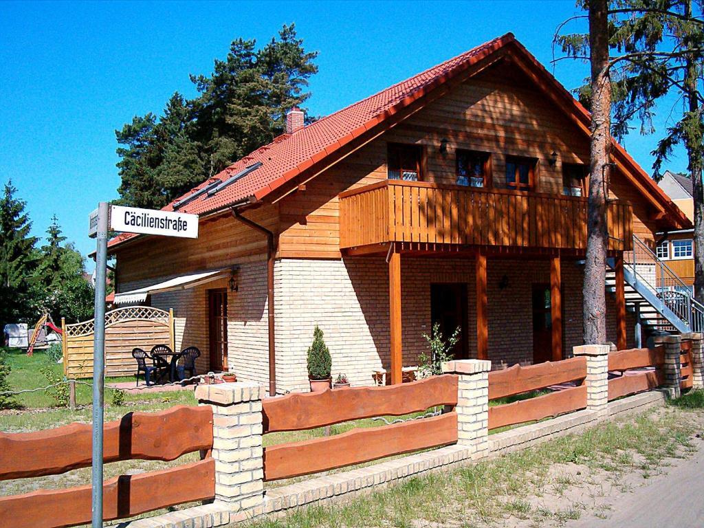 Haus Stoertebeker Appartements - Hotel Garni, Seebad Lubmin Ruang foto